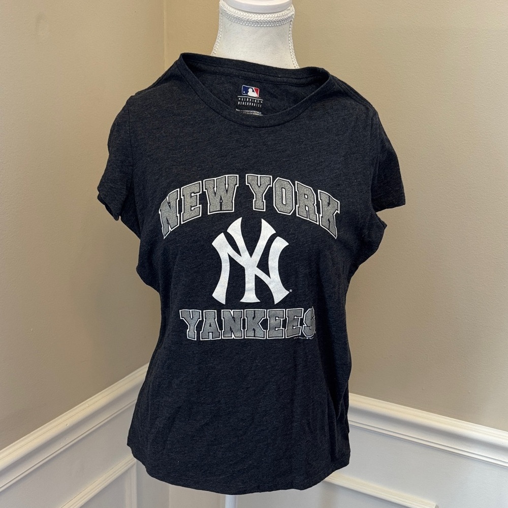 New York Yankees Gray T-Shirt
